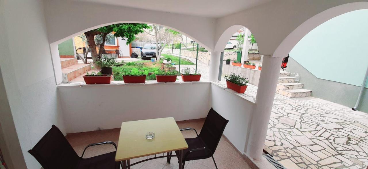 Ema & Sea Apartment'S بولا المظهر الخارجي الصورة